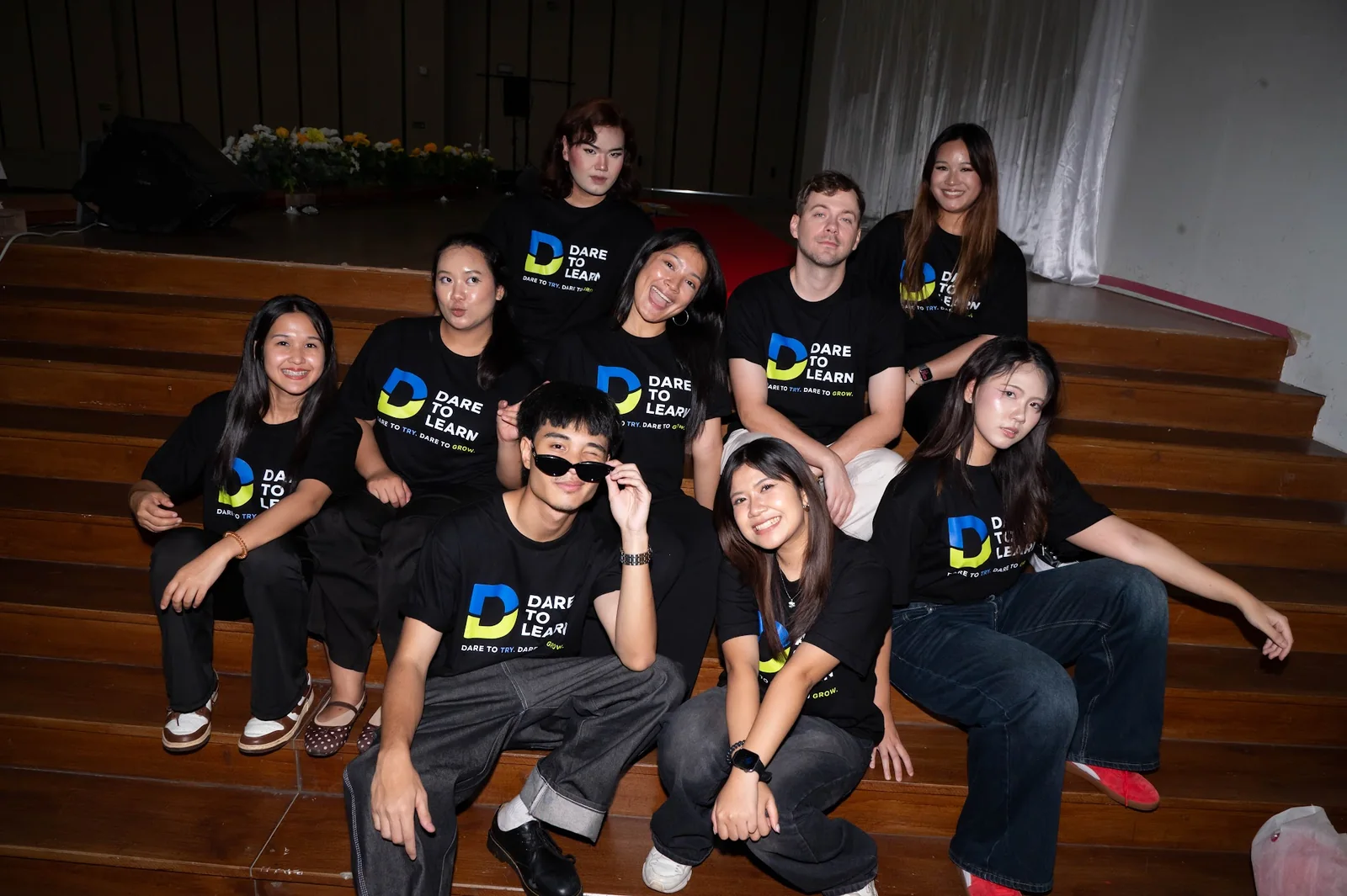 ทีม Dare to Learn ในกิจกรรมที่โรงเรียนโยธินบูรณะ